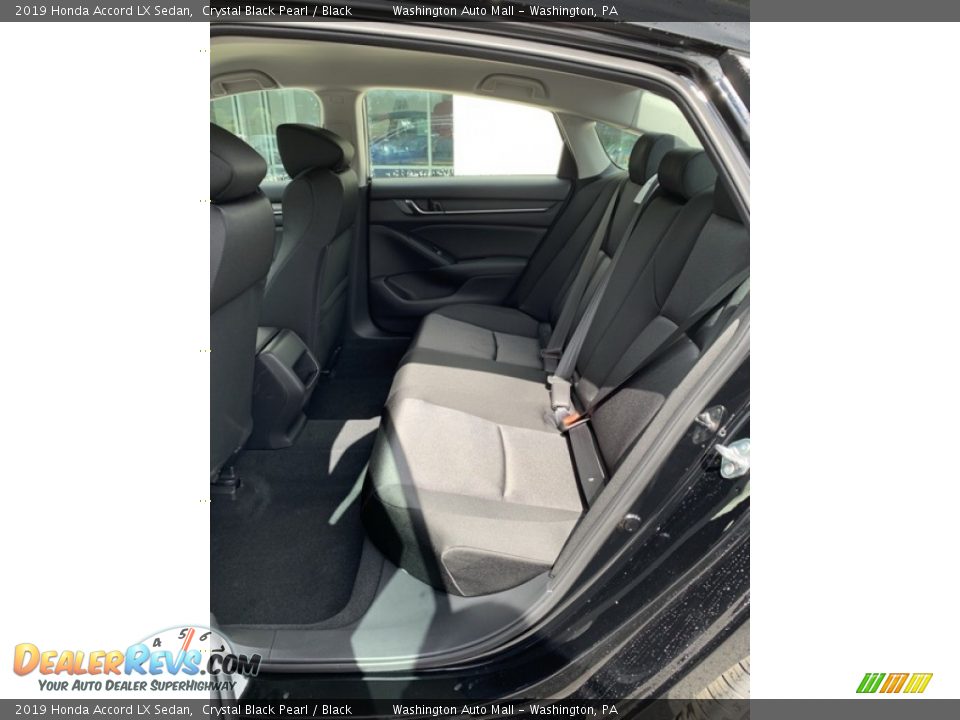 2019 Honda Accord LX Sedan Crystal Black Pearl / Black Photo #19