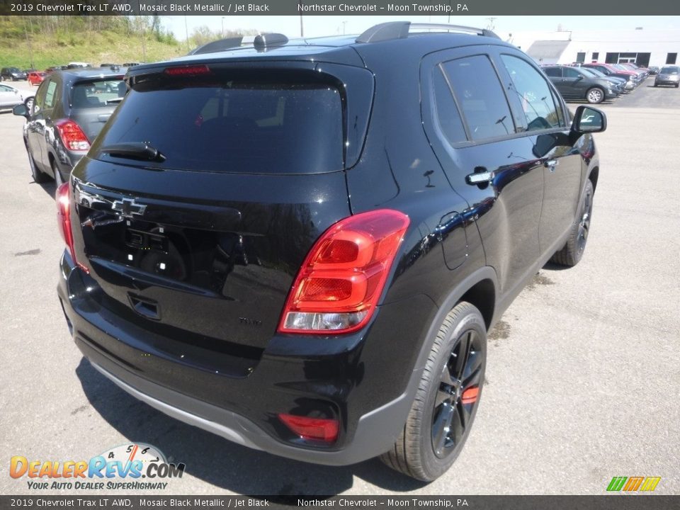 2019 Chevrolet Trax LT AWD Mosaic Black Metallic / Jet Black Photo #5