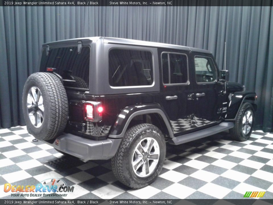 2019 Jeep Wrangler Unlimited Sahara 4x4 Black / Black Photo #6