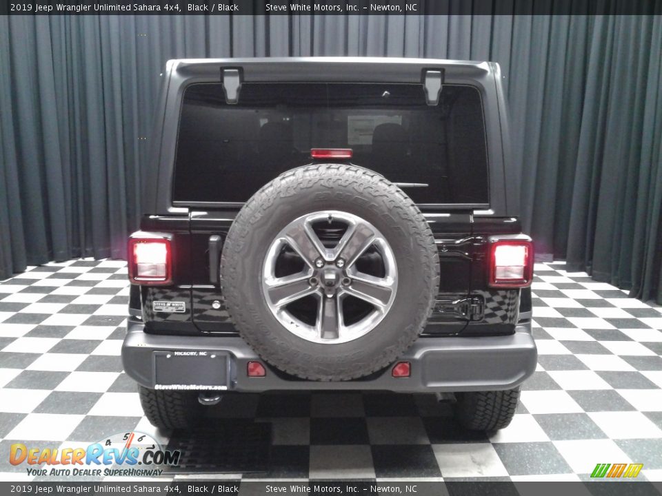 2019 Jeep Wrangler Unlimited Sahara 4x4 Black / Black Photo #7
