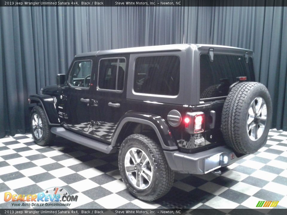 2019 Jeep Wrangler Unlimited Sahara 4x4 Black / Black Photo #8