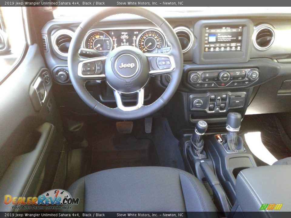 2019 Jeep Wrangler Unlimited Sahara 4x4 Black / Black Photo #27