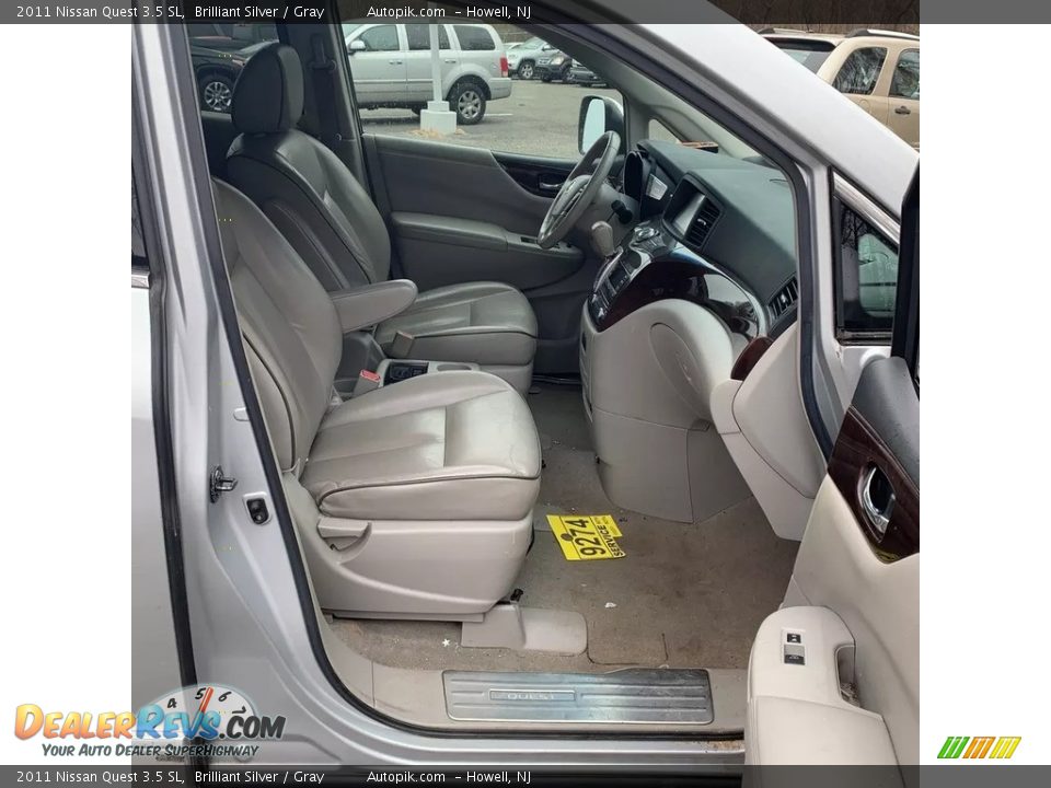 2011 Nissan Quest 3.5 SL Brilliant Silver / Gray Photo #13