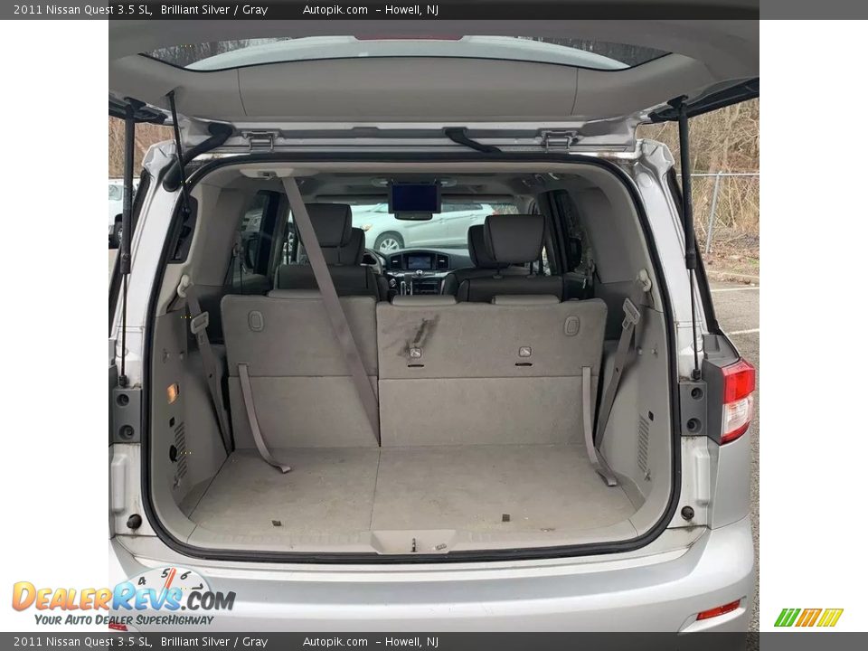 2011 Nissan Quest 3.5 SL Brilliant Silver / Gray Photo #17