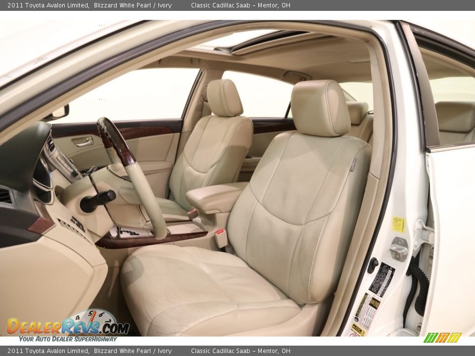 2011 Toyota Avalon Limited Blizzard White Pearl / Ivory Photo #5
