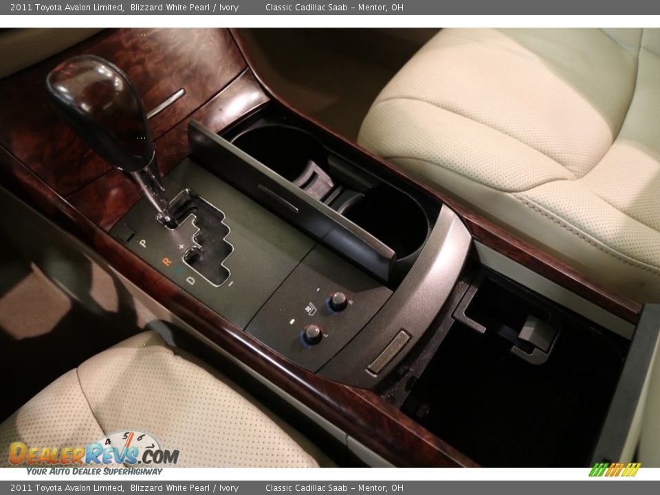 2011 Toyota Avalon Limited Blizzard White Pearl / Ivory Photo #14