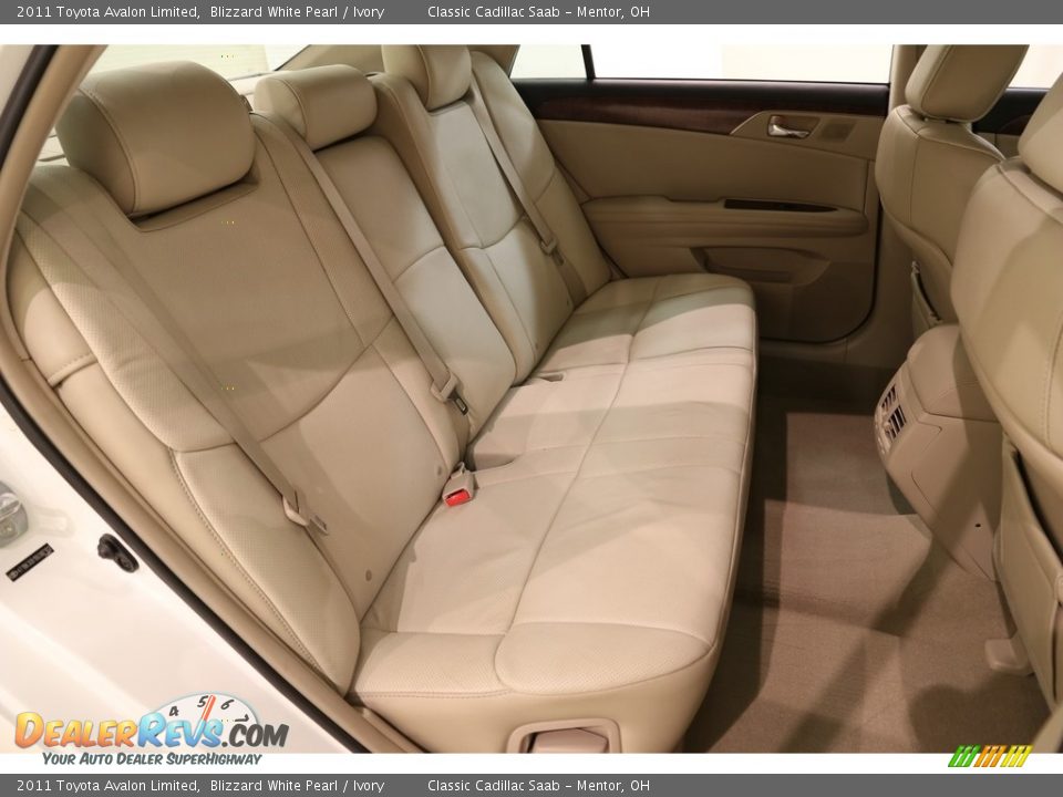 2011 Toyota Avalon Limited Blizzard White Pearl / Ivory Photo #16