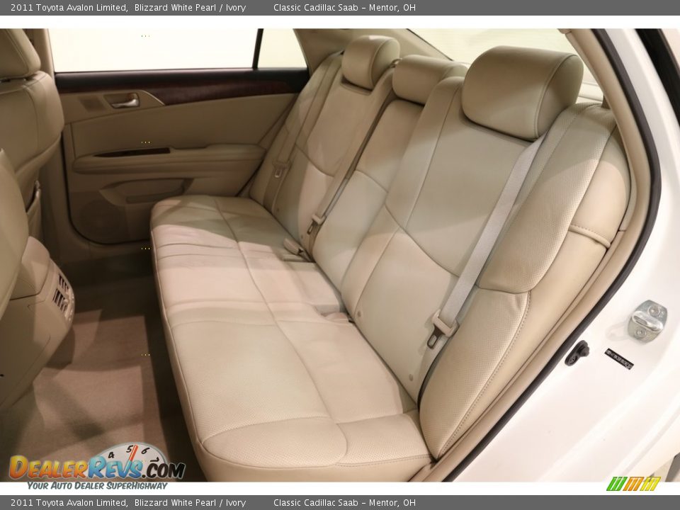 2011 Toyota Avalon Limited Blizzard White Pearl / Ivory Photo #17