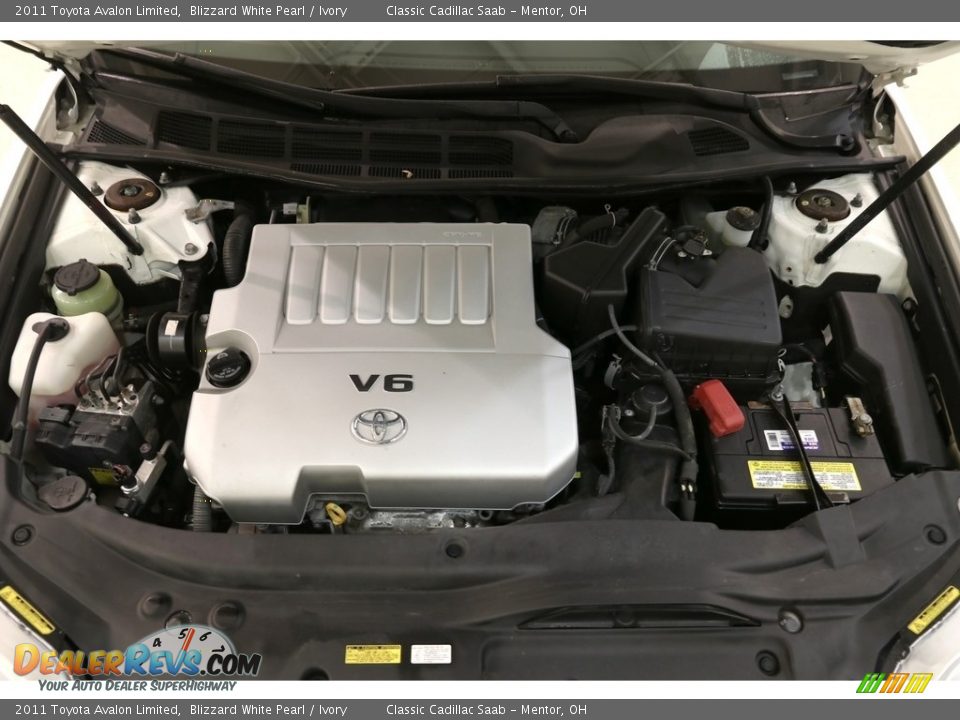 2011 Toyota Avalon Limited Blizzard White Pearl / Ivory Photo #19