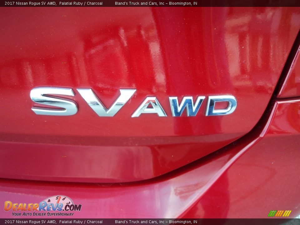 2017 Nissan Rogue SV AWD Palatial Ruby / Charcoal Photo #28