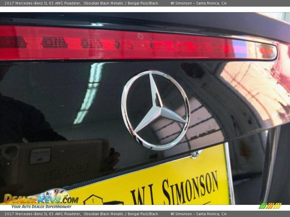 2017 Mercedes-Benz SL 63 AMG Roadster Obsidian Black Metallic / Bengal Red/Black Photo #25