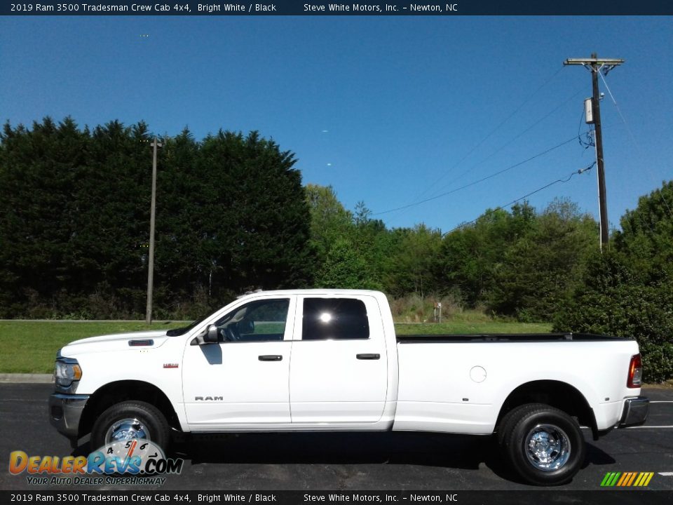 2019 Ram 3500 Tradesman Crew Cab 4x4 Bright White / Black Photo #1