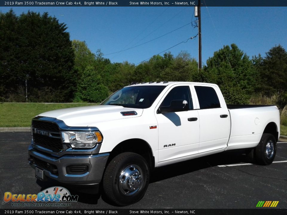 2019 Ram 3500 Tradesman Crew Cab 4x4 Bright White / Black Photo #2