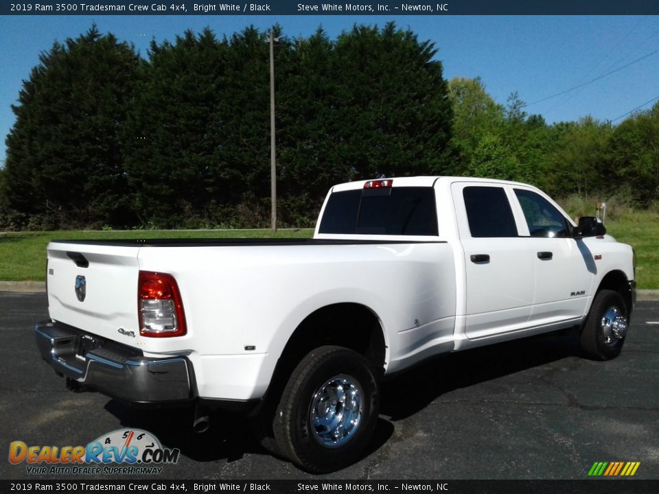 2019 Ram 3500 Tradesman Crew Cab 4x4 Bright White / Black Photo #6
