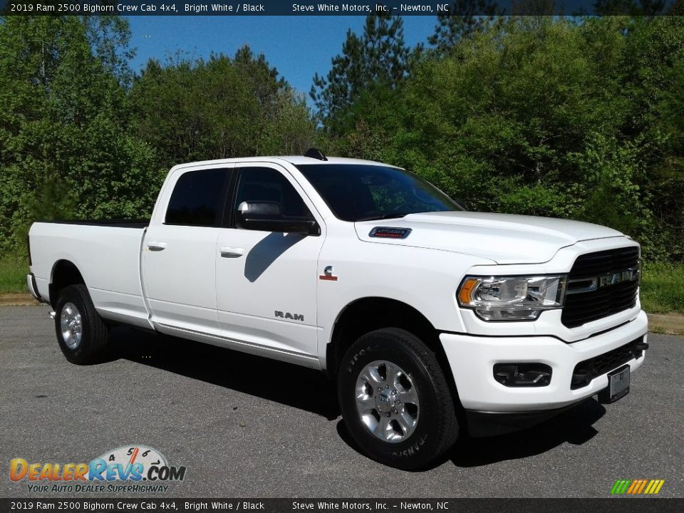 2019 Ram 2500 Bighorn Crew Cab 4x4 Bright White / Black Photo #4