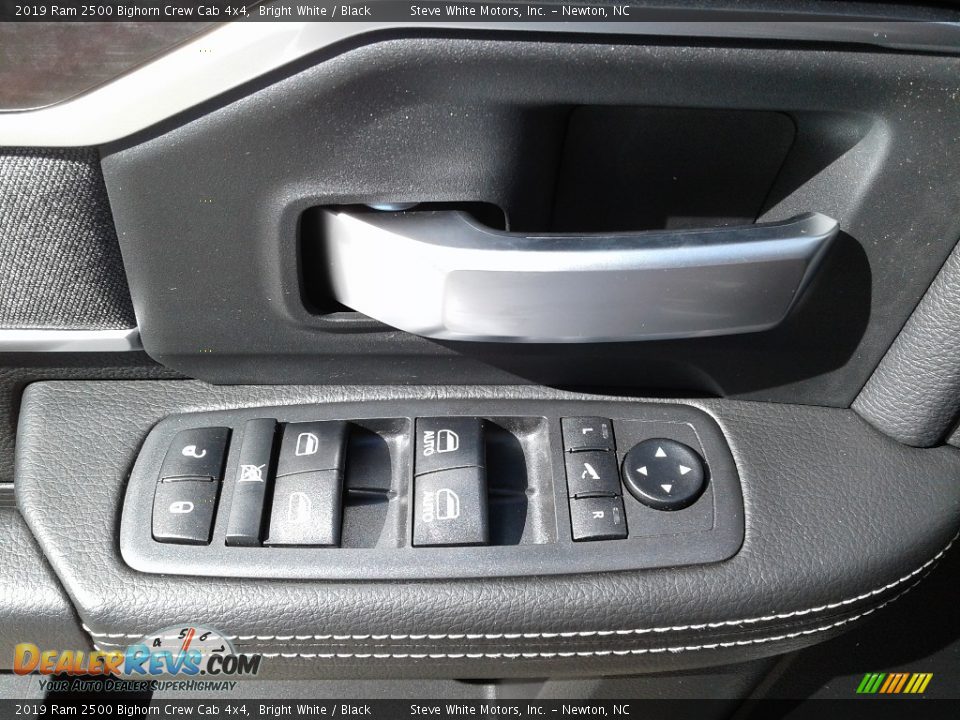 2019 Ram 2500 Bighorn Crew Cab 4x4 Bright White / Black Photo #9