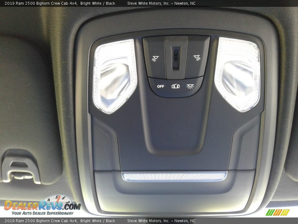 2019 Ram 2500 Bighorn Crew Cab 4x4 Bright White / Black Photo #29