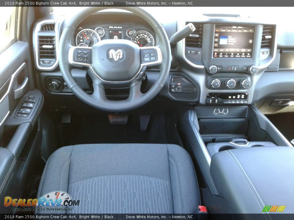 2019 Ram 2500 Bighorn Crew Cab 4x4 Bright White / Black Photo #30