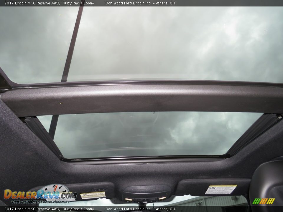 2017 Lincoln MKC Reserve AWD Ruby Red / Ebony Photo #4