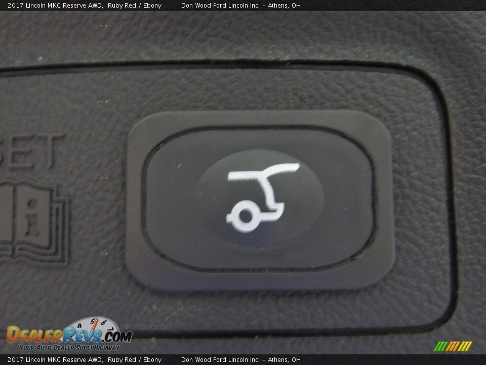 2017 Lincoln MKC Reserve AWD Ruby Red / Ebony Photo #11