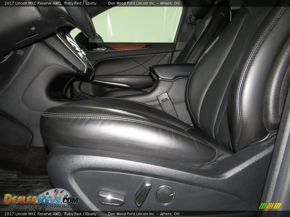 2017 Lincoln MKC Reserve AWD Ruby Red / Ebony Photo #13