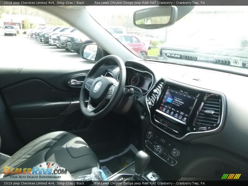 2019 Jeep Cherokee Limited 4x4 Sting-Gray / Black Photo #11