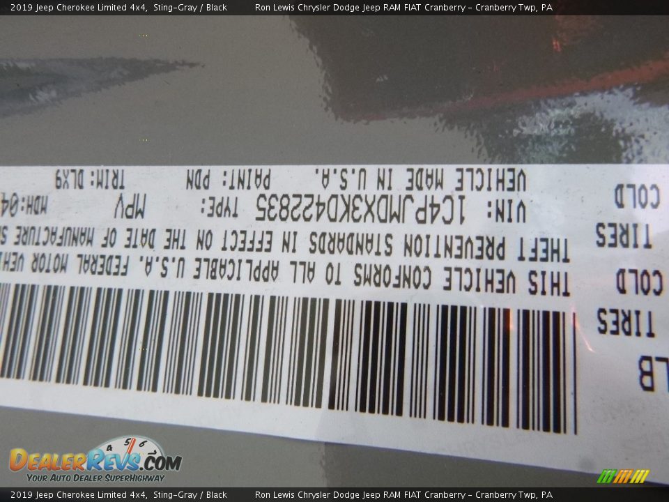 2019 Jeep Cherokee Limited 4x4 Sting-Gray / Black Photo #14