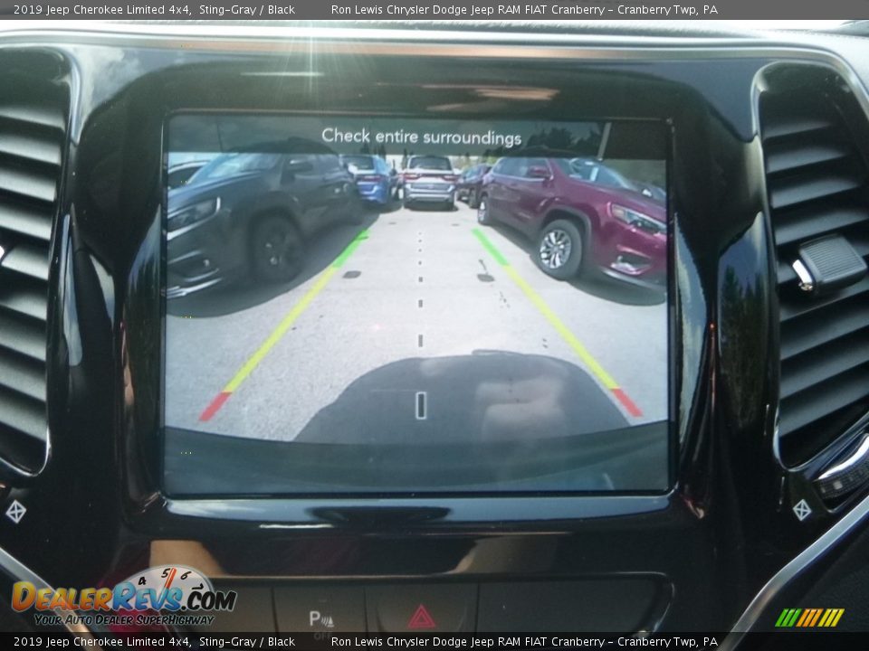 2019 Jeep Cherokee Limited 4x4 Sting-Gray / Black Photo #17