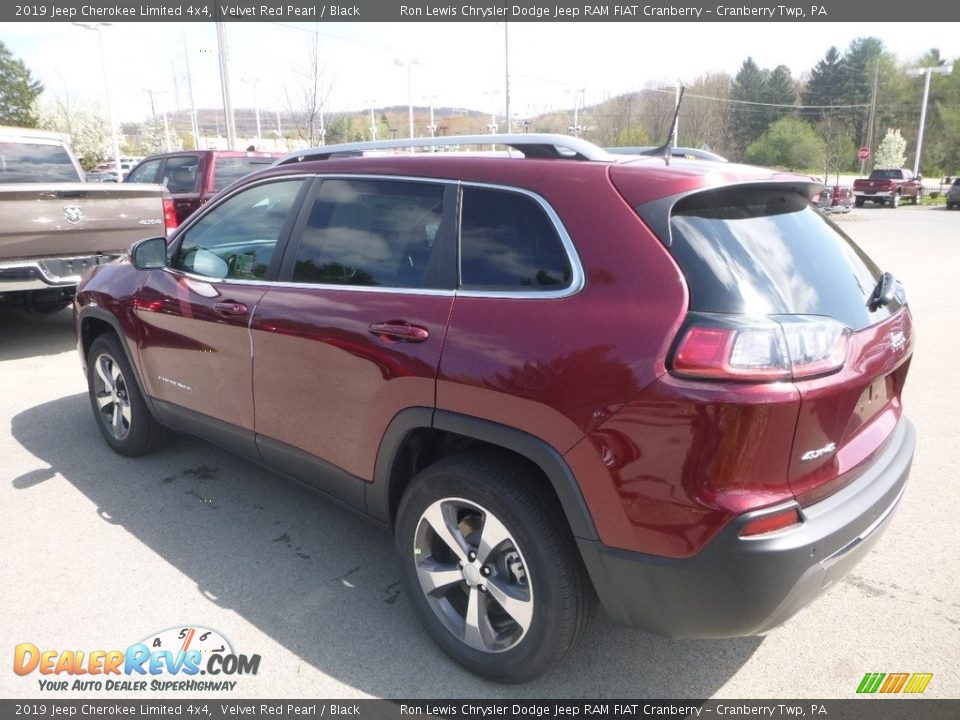 2019 Jeep Cherokee Limited 4x4 Velvet Red Pearl / Black Photo #3