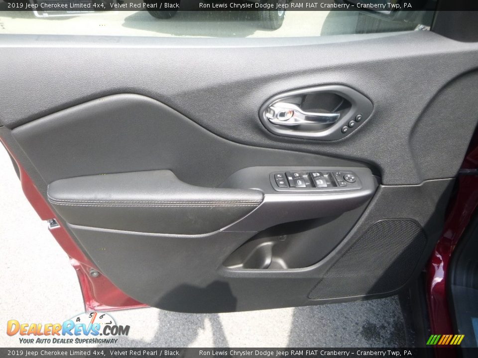 2019 Jeep Cherokee Limited 4x4 Velvet Red Pearl / Black Photo #13
