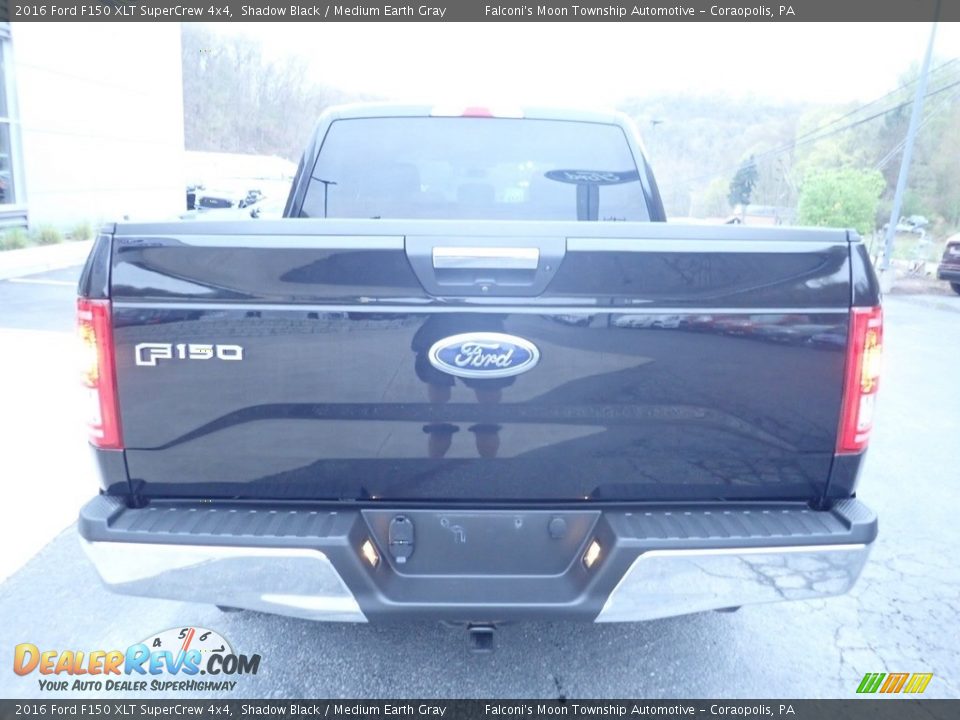 2016 Ford F150 XLT SuperCrew 4x4 Shadow Black / Medium Earth Gray Photo #3