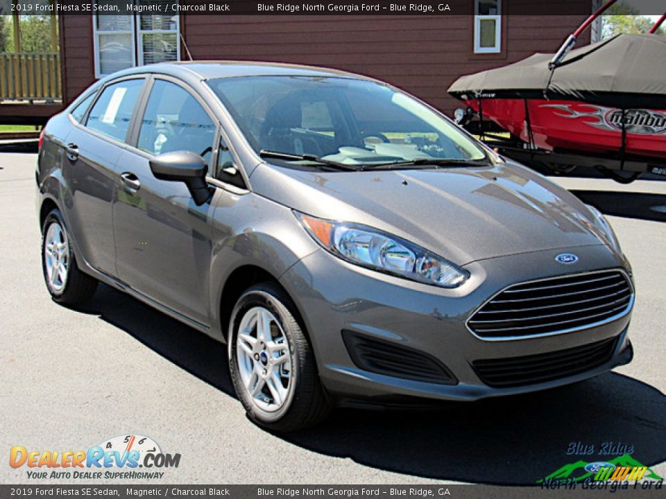 2019 Ford Fiesta SE Sedan Magnetic / Charcoal Black Photo #7