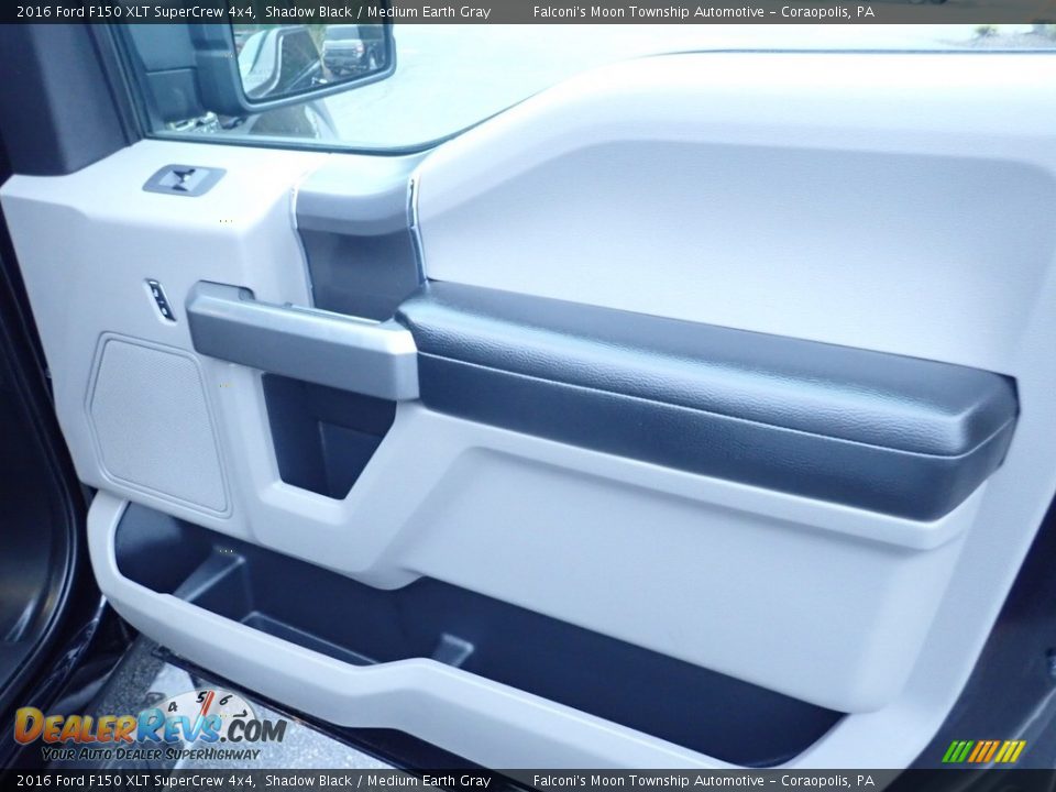 2016 Ford F150 XLT SuperCrew 4x4 Shadow Black / Medium Earth Gray Photo #12