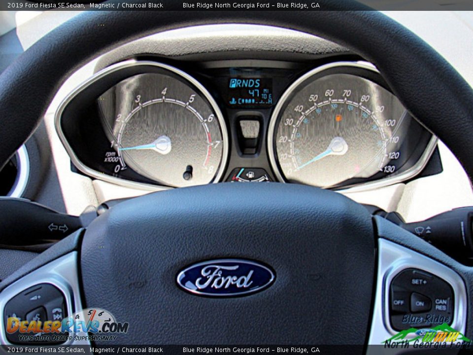 2019 Ford Fiesta SE Sedan Magnetic / Charcoal Black Photo #14