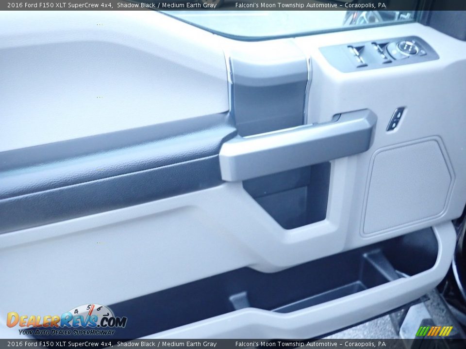 2016 Ford F150 XLT SuperCrew 4x4 Shadow Black / Medium Earth Gray Photo #18