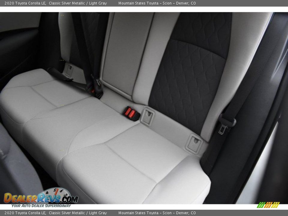 2020 Toyota Corolla LE Classic Silver Metallic / Light Gray Photo #9