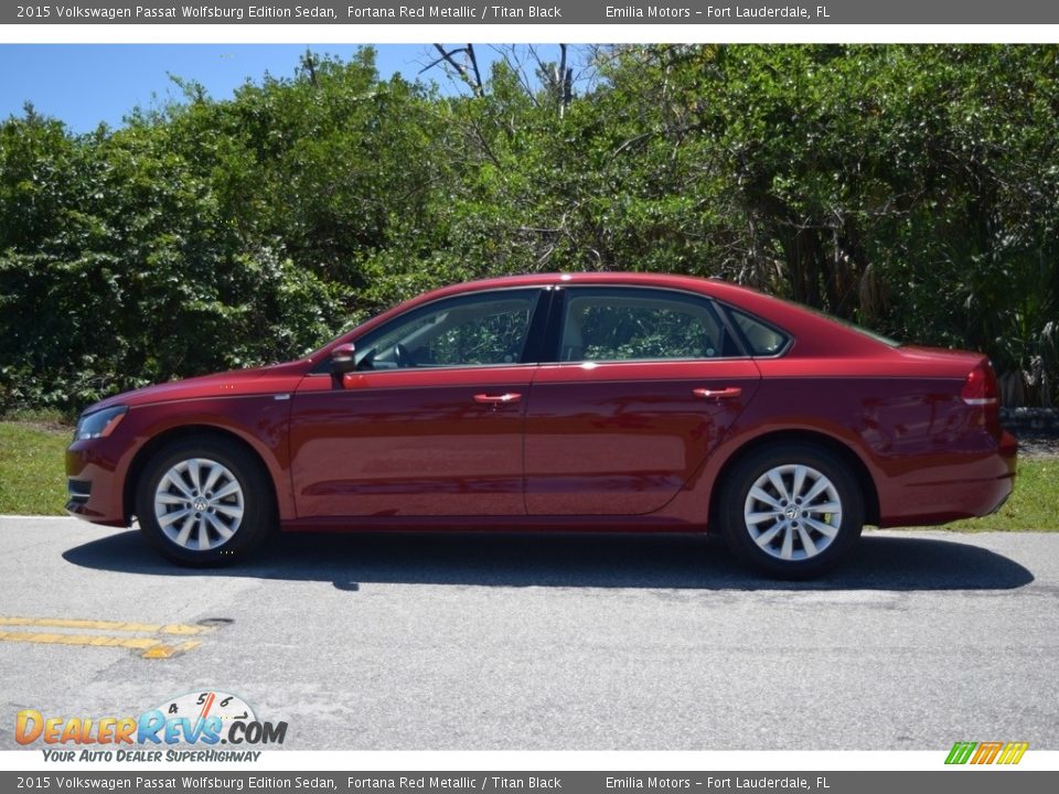 2015 Volkswagen Passat Wolfsburg Edition Sedan Fortana Red Metallic / Titan Black Photo #6