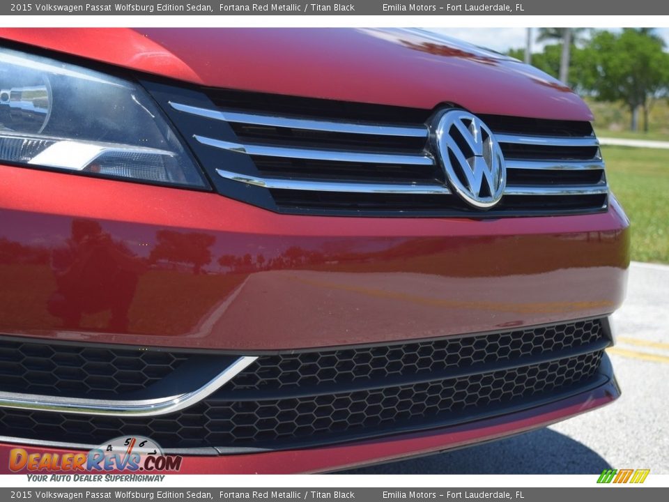 2015 Volkswagen Passat Wolfsburg Edition Sedan Fortana Red Metallic / Titan Black Photo #13
