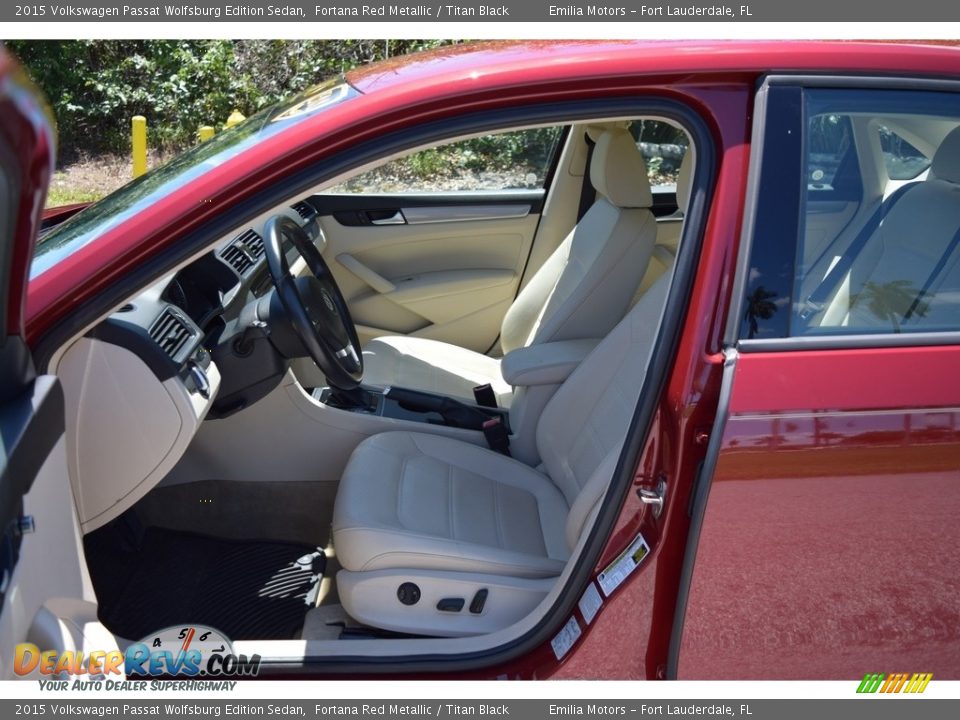 2015 Volkswagen Passat Wolfsburg Edition Sedan Fortana Red Metallic / Titan Black Photo #20