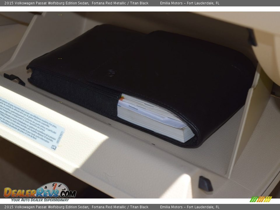 2015 Volkswagen Passat Wolfsburg Edition Sedan Fortana Red Metallic / Titan Black Photo #34