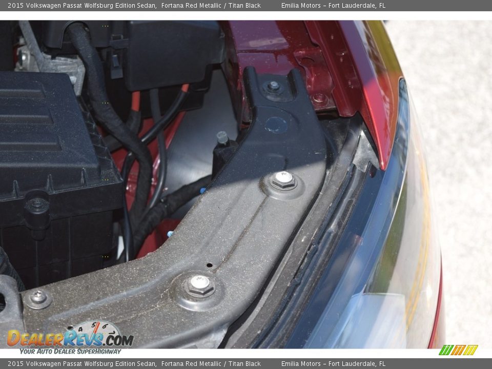 2015 Volkswagen Passat Wolfsburg Edition Sedan Fortana Red Metallic / Titan Black Photo #48