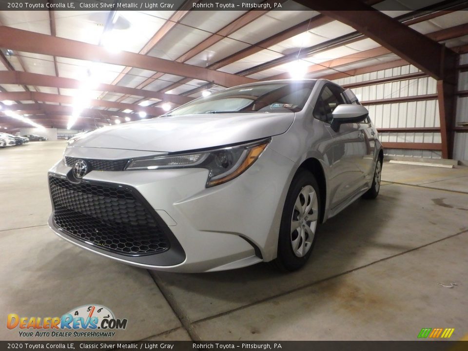 2020 Toyota Corolla LE Classic Silver Metallic / Light Gray Photo #4