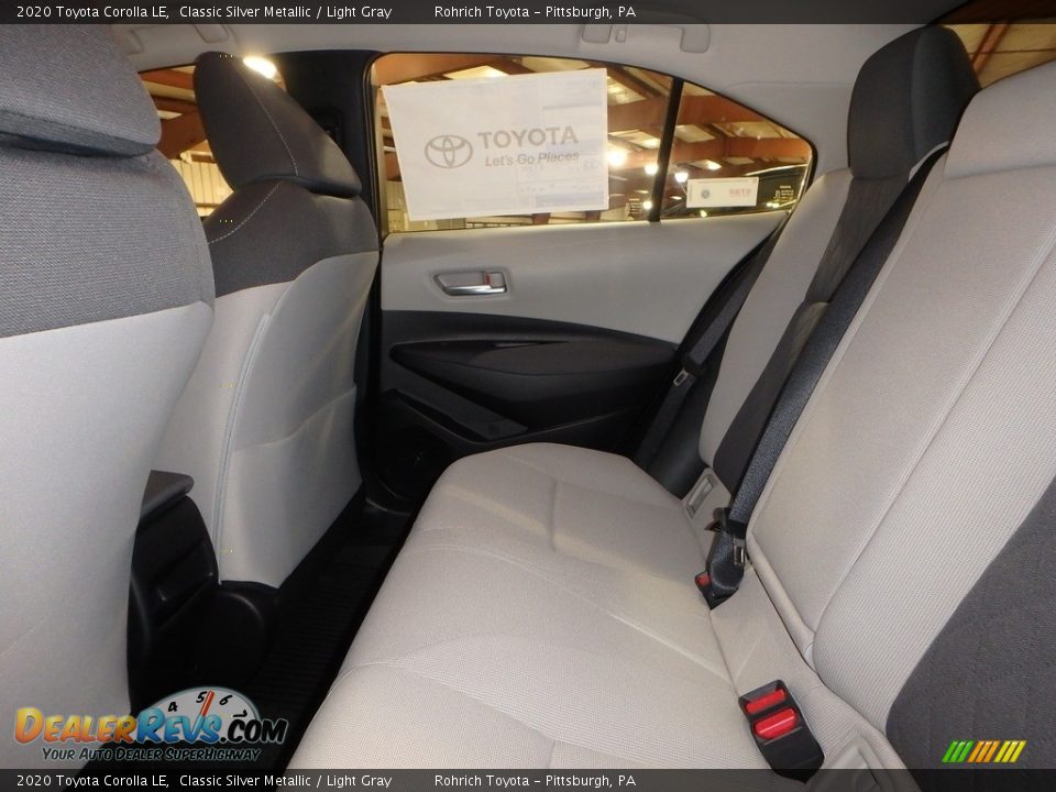 2020 Toyota Corolla LE Classic Silver Metallic / Light Gray Photo #7