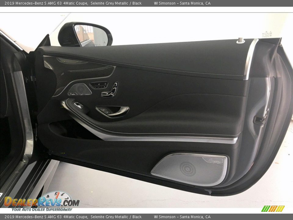 Door Panel of 2019 Mercedes-Benz S AMG 63 4Matic Coupe Photo #30