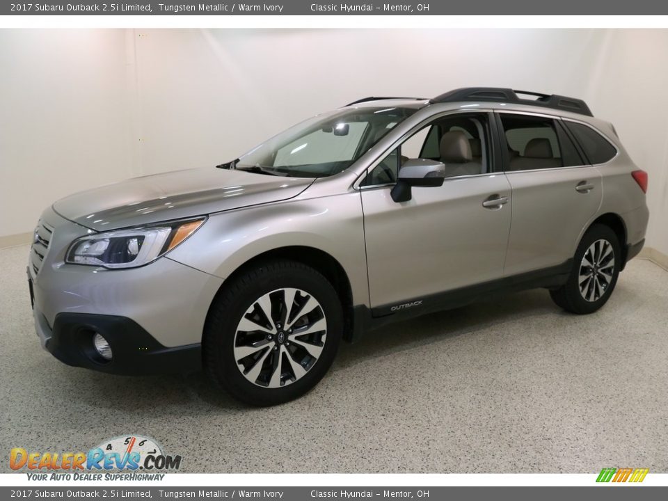 2017 Subaru Outback 2.5i Limited Tungsten Metallic / Warm Ivory Photo #3