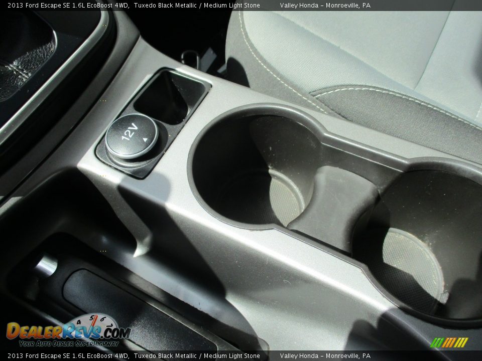 2013 Ford Escape SE 1.6L EcoBoost 4WD Tuxedo Black Metallic / Medium Light Stone Photo #17