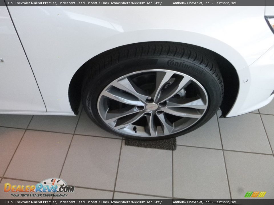 2019 Chevrolet Malibu Premier Iridescent Pearl Tricoat / Dark Atmosphere/Medium Ash Gray Photo #2