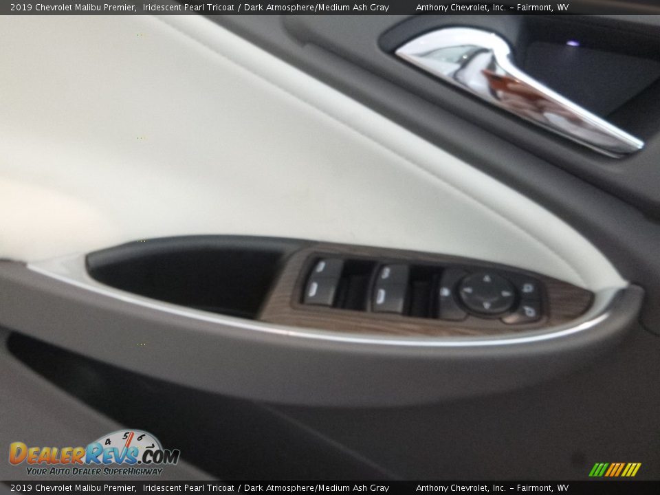 2019 Chevrolet Malibu Premier Iridescent Pearl Tricoat / Dark Atmosphere/Medium Ash Gray Photo #19