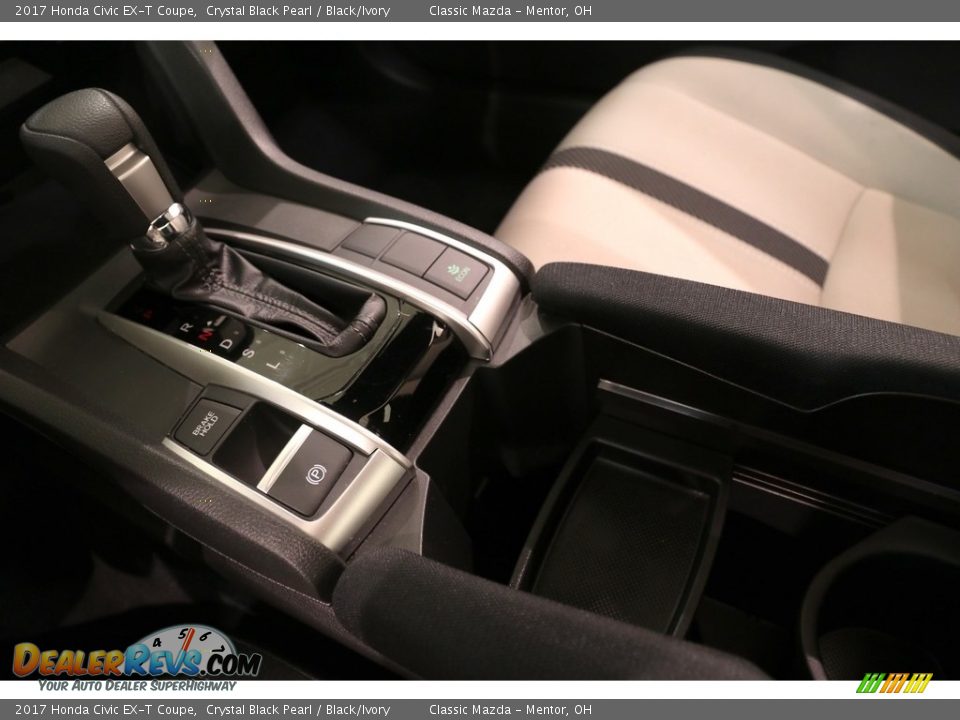 2017 Honda Civic EX-T Coupe Crystal Black Pearl / Black/Ivory Photo #16