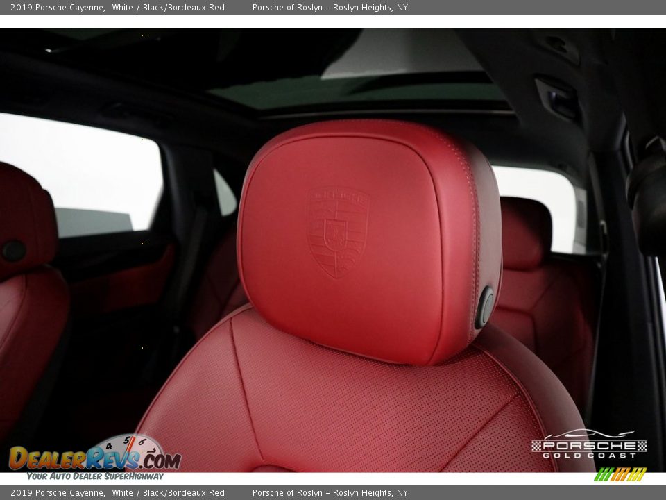 2019 Porsche Cayenne White / Black/Bordeaux Red Photo #24